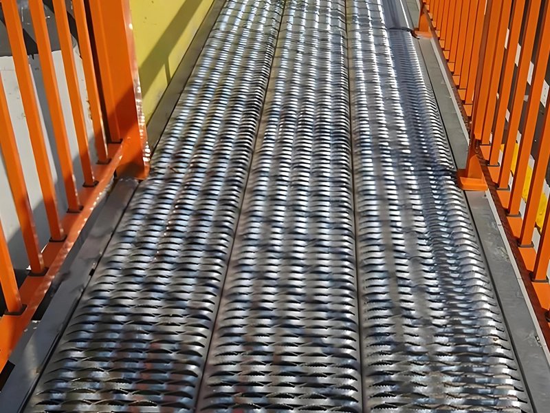 Grating Struktur Plat Grip