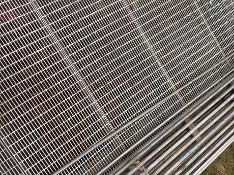 Grating Kalis Peluru