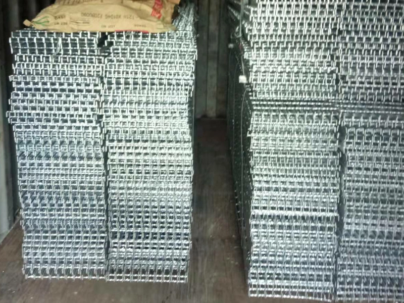bumbung solar laluan pejalan kaki